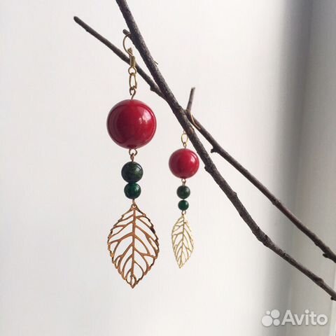 Серьги и броши из бисера