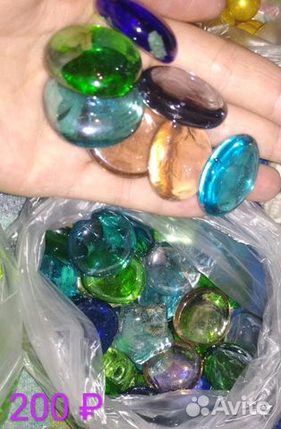 Стеклянные и пластиковые камушки и настоящие ракуш купить на Зозу.ру - фотография № 4