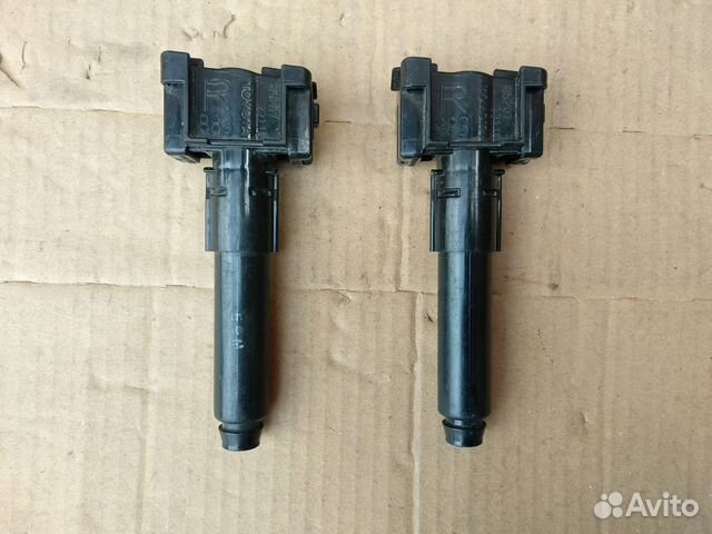 Форсунка Toyota Camry 55 омывателя правая оригинал