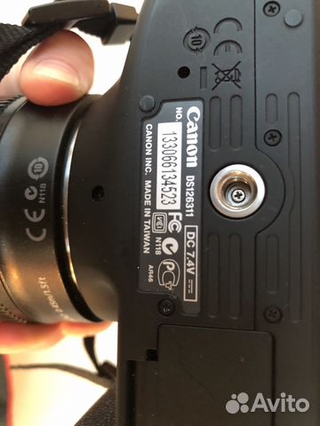 Canon EOS 600D Kit 18-135 IS Black +вспышка+штатив Canon EOS 600D Kit 18-135 IS Black +вспышка+штатив