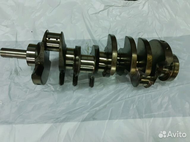 0 бензин. поршня рендж ровер 5. коленвал range rover 3. 4 коленвал. коленвал в дискавери tdv6.