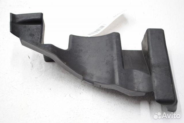 Дефлектор радиатора левый Ленд Ровер Рендж Ровер Дефлектор радиатора левый Ленд Ровер Рендж Ровер