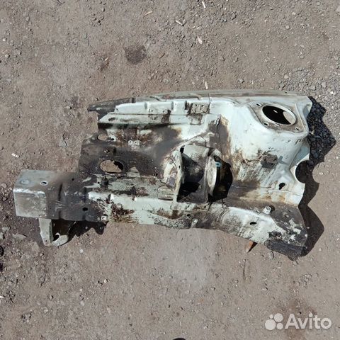 Лонжерон правый Кия Спектра Kia Spectra Лонжерон правый Кия Спектра Kia Spectra