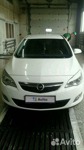 Opel Astra 1.4 МТ, 2011, 134 000 км