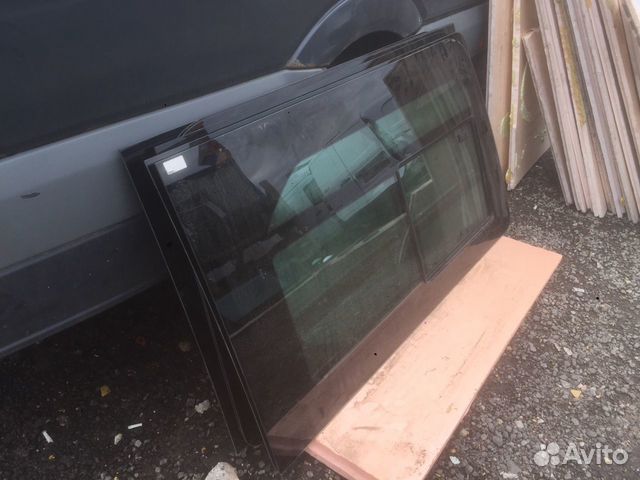 Стекло сдвижной двери Мерседес W906 Спринтер класс