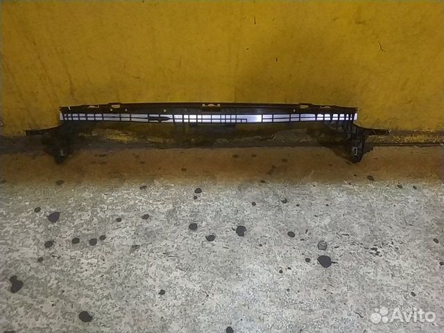 Консоль передняя пзк Мерседес 213 панель телевизор