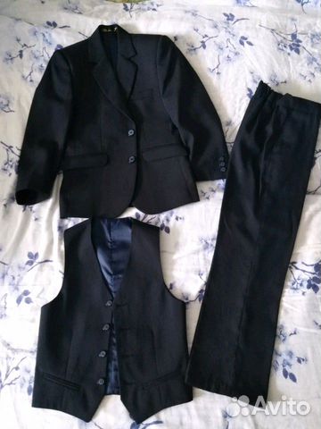 Костюм школьный