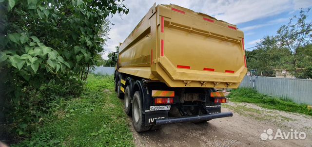 Самосвал iveco trakker