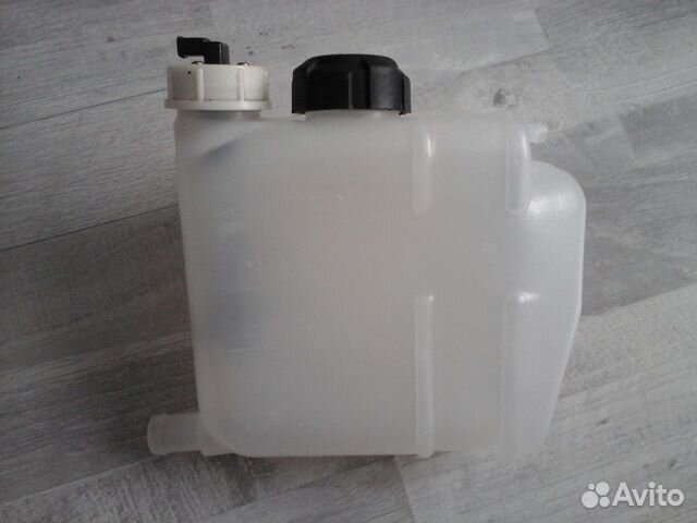 Бачок расширительный с датчиком и пробкой