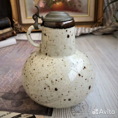 Красивый кувшин для воды (вина) с крышкой. 0,5 л