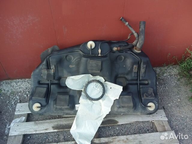 Бензобак Nissan Almera Classic