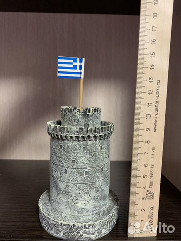 Белая башня, сувенирная копия