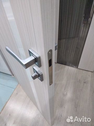 Установка межкомнатных дверей