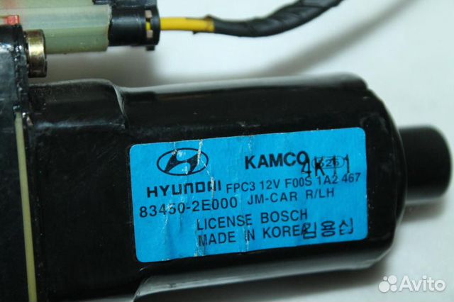 Мотор стеклоподъемника задней левой двери Hyundai Мотор стеклоподъемника задней левой двери Hyundai