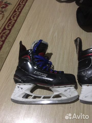 Хоккейные коньки Bauer x800