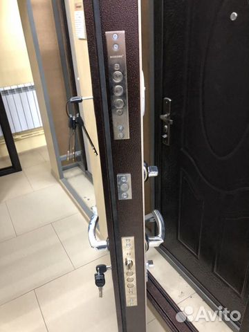 Дверь металлическая входная