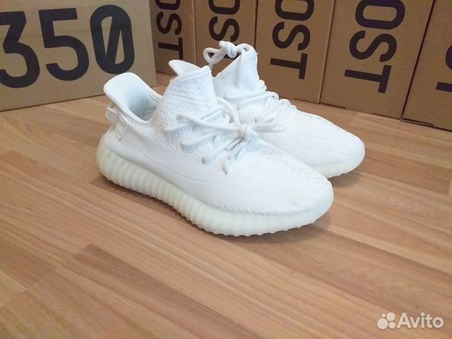 Кроссовки Adidas Yeezy Boost 350 V2 Cream White Кроссовки Adidas Yeezy Boost 350 V2 Cream White