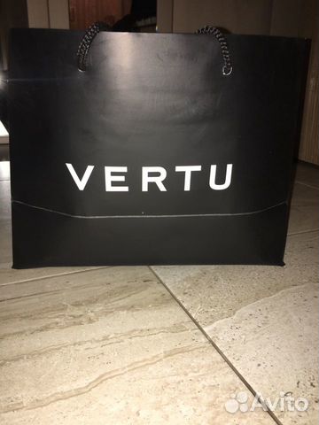 Телефон Vertu constellation T black neon blue
