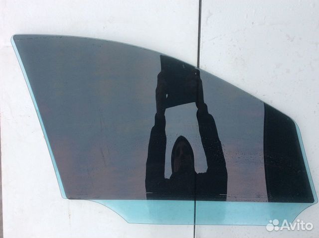 Стекло передней левой двери Mercedes W164 ML Стекло передней левой двери Mercedes W164 ML