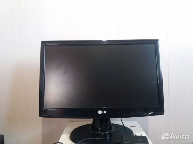 Монитор LG W1943SV Монитор LG W1943SV