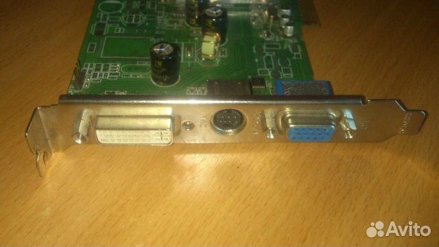 Видеокарта Radeon 9600 128 DDR Видеокарта Radeon 9600 128 DDR
