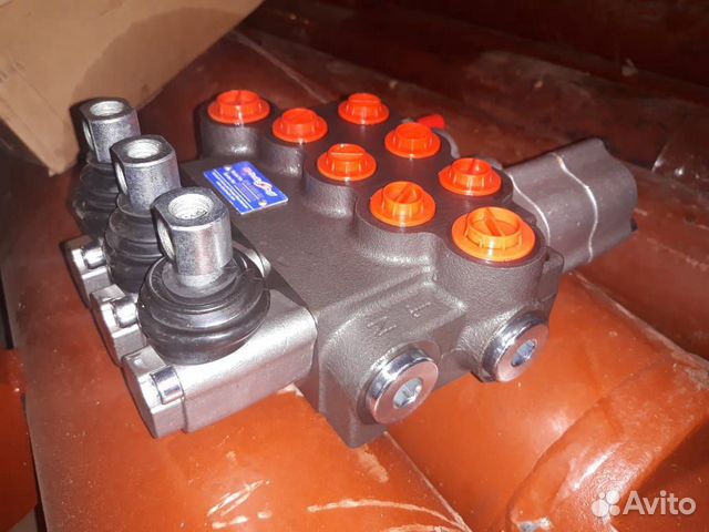Гидрораспределитель 3Р40 с плавающим положением Гидрораспределитель 3Р40 с плавающим положением