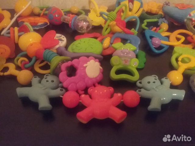 Игрушки для малыша 0+