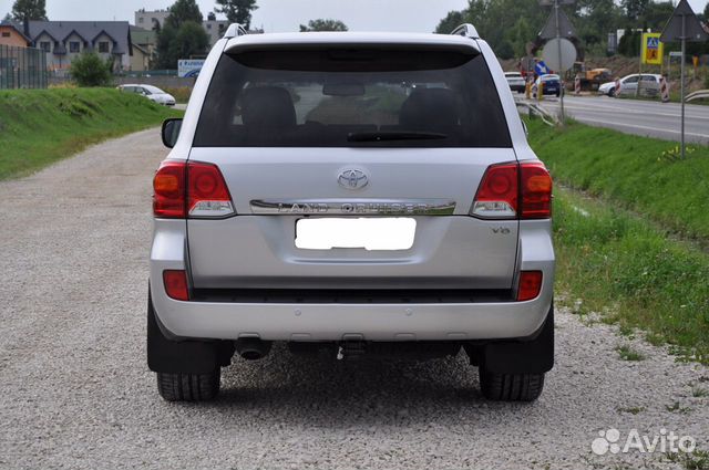 Разбор на запчасти Toyota Land Cruser 200 рестайл