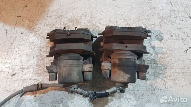 Суппорт передний volkswagen jetta 5