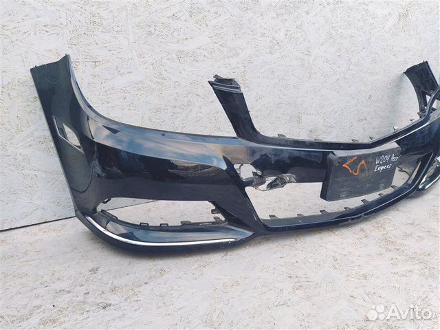Бампер передний Mercedes C-Class W204 M276 2013 Бампер передний Mercedes C-Class W204 M276 2013