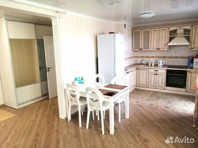 2-к квартира, 57 м², 3/23 эт.