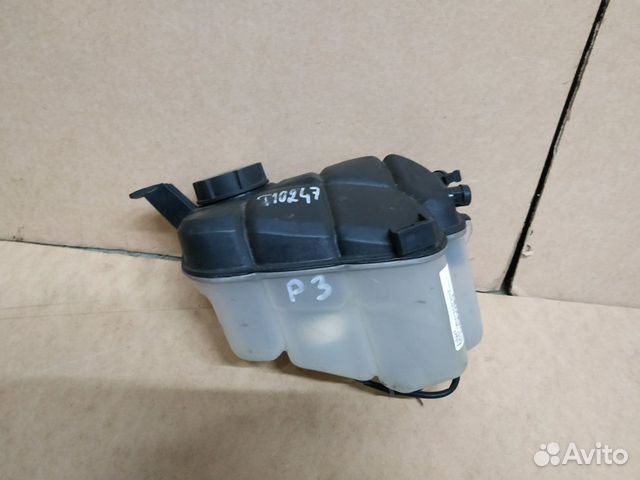 Вольво S60 S80 XC60 XC70 расширительный бачок Вольво S60 S80 XC60 XC70 расширительный бачок