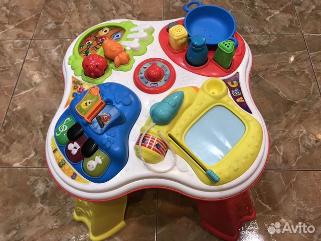 Развивающий стол Chicco