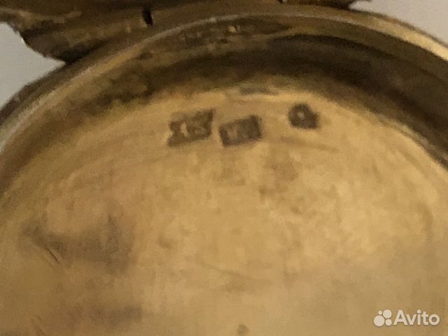 Редкая с монетой серебряная шкатулка Редкая с монетой серебряная шкатулка