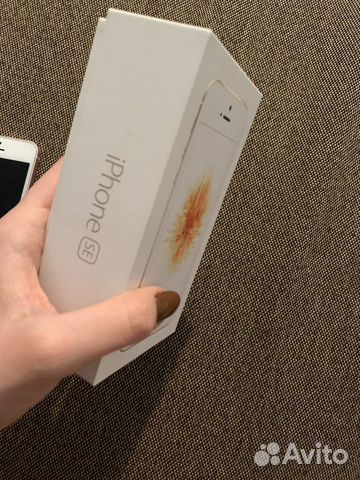 Телефон iPhone se Телефон iPhone se