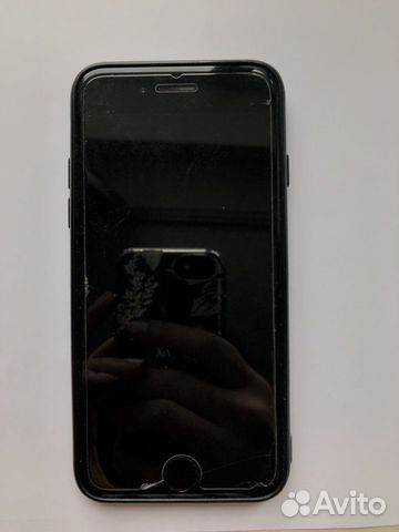 Телефон iPhone 7