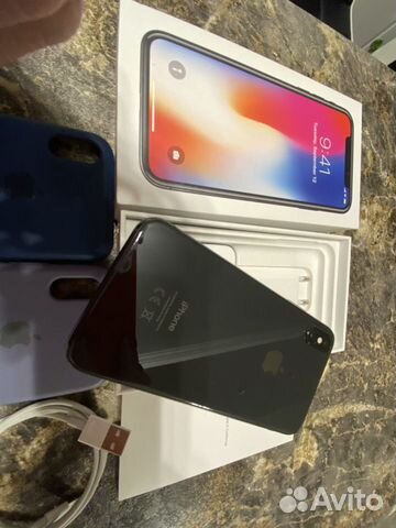 Телефон iPhone X
