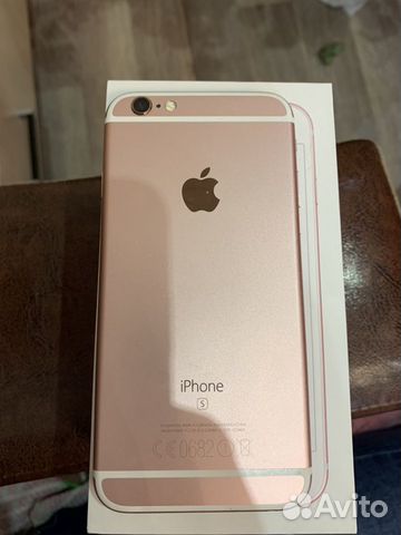Телефон iPhone