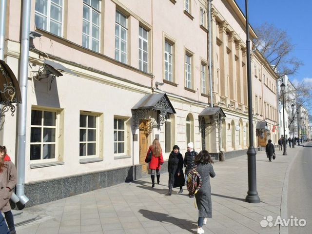 Сдам торговое помещение, 319.40 м²