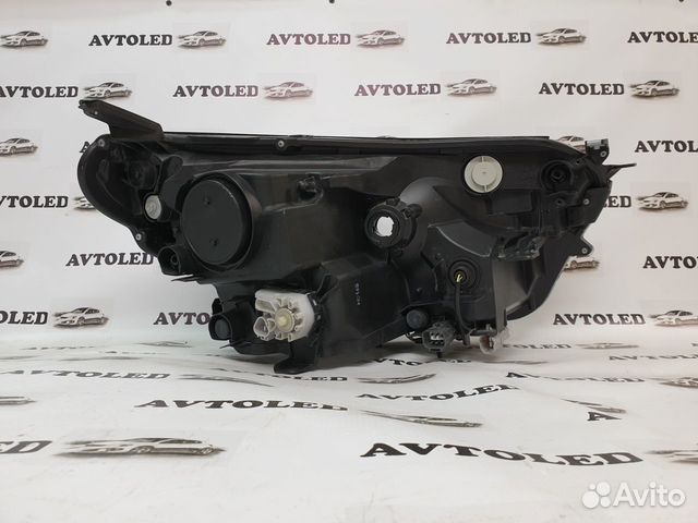 Фара левая Toyota Rav 4 LED рестайлинг 15-19 г Фара левая Toyota Rav 4 LED рестайлинг 15-19 г