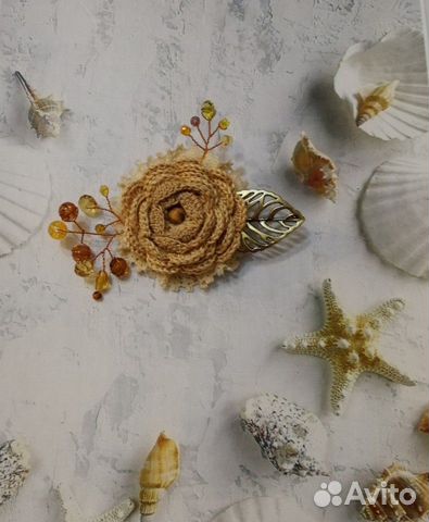 Брошка бохо