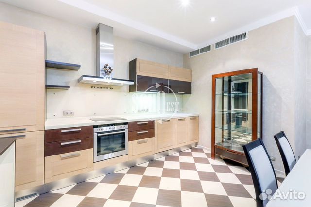 3-к квартира, 145 м², 5/8 эт. 3-к квартира, 145 м², 5/8 эт.