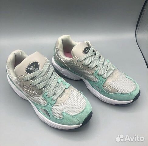 Кроссовки Adidas Falcon