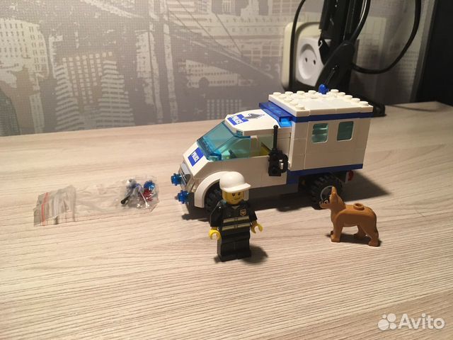 Lego - Town - 7285 Police Dog Unit (K-9) Lego - Town - 7285 Police Dog Unit (K-9)