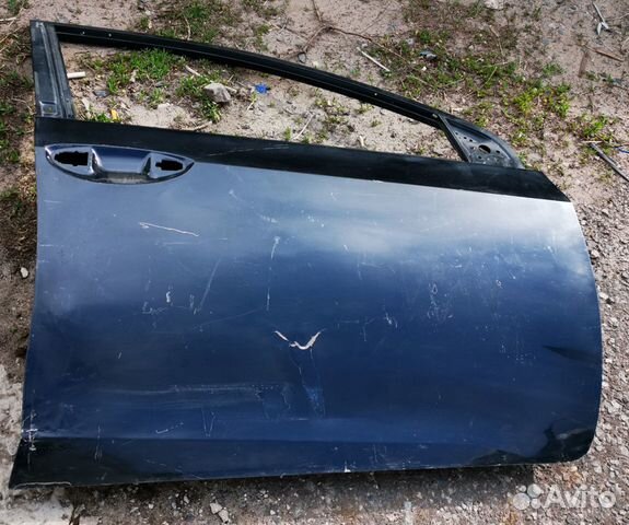 Передняя правая дверь Corolla 180