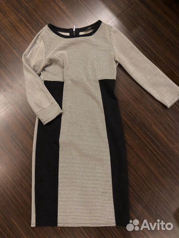 Платье Weekend MaxMara 44-46 Платье Weekend MaxMara 44-46