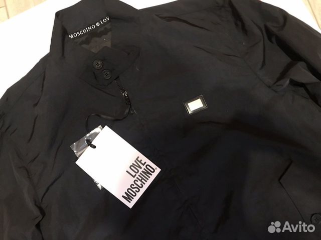 Ветровка love moschino оригинал Ветровка love moschino оригинал