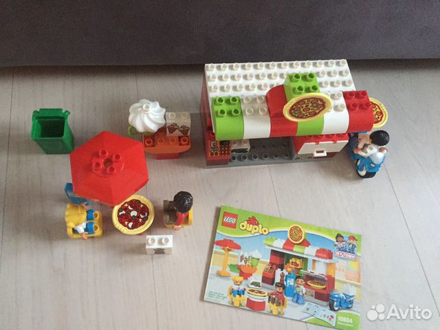 Конструктор lego duplo Town Пиццерия (10834)