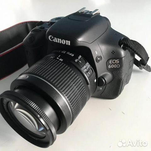Зеркальный фотоаппарат Canon 600d kit Зеркальный фотоаппарат Canon 600d kit