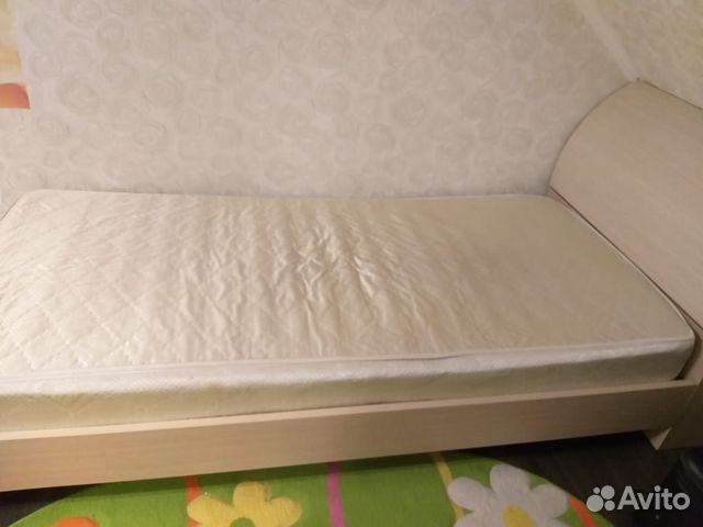 Кровать Кровать